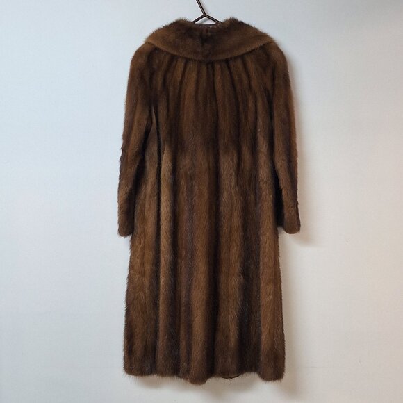 Canada Majestic Mink Genuine Fur Coat - Picture 2 of 5